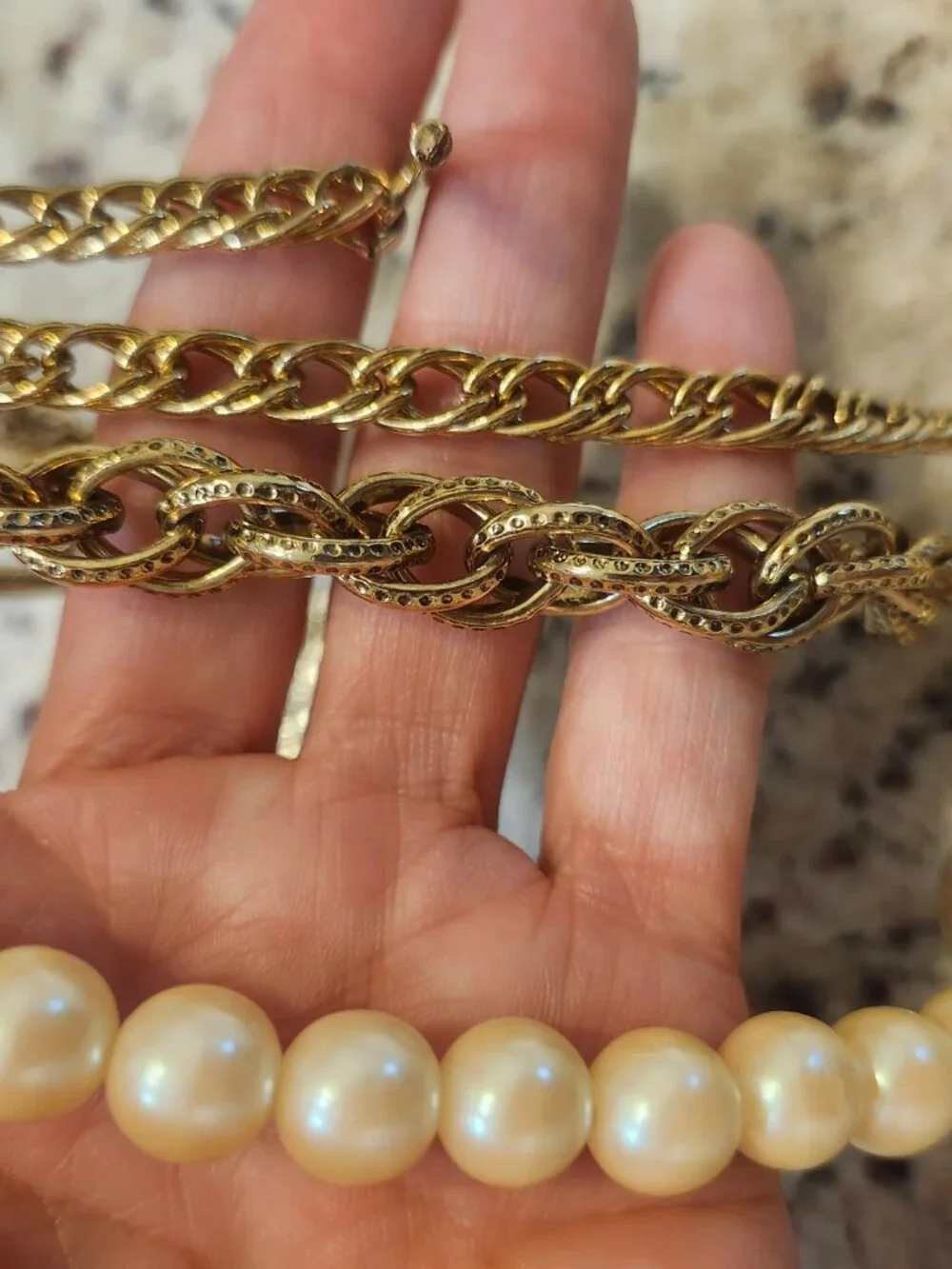 N/A form gold yellow